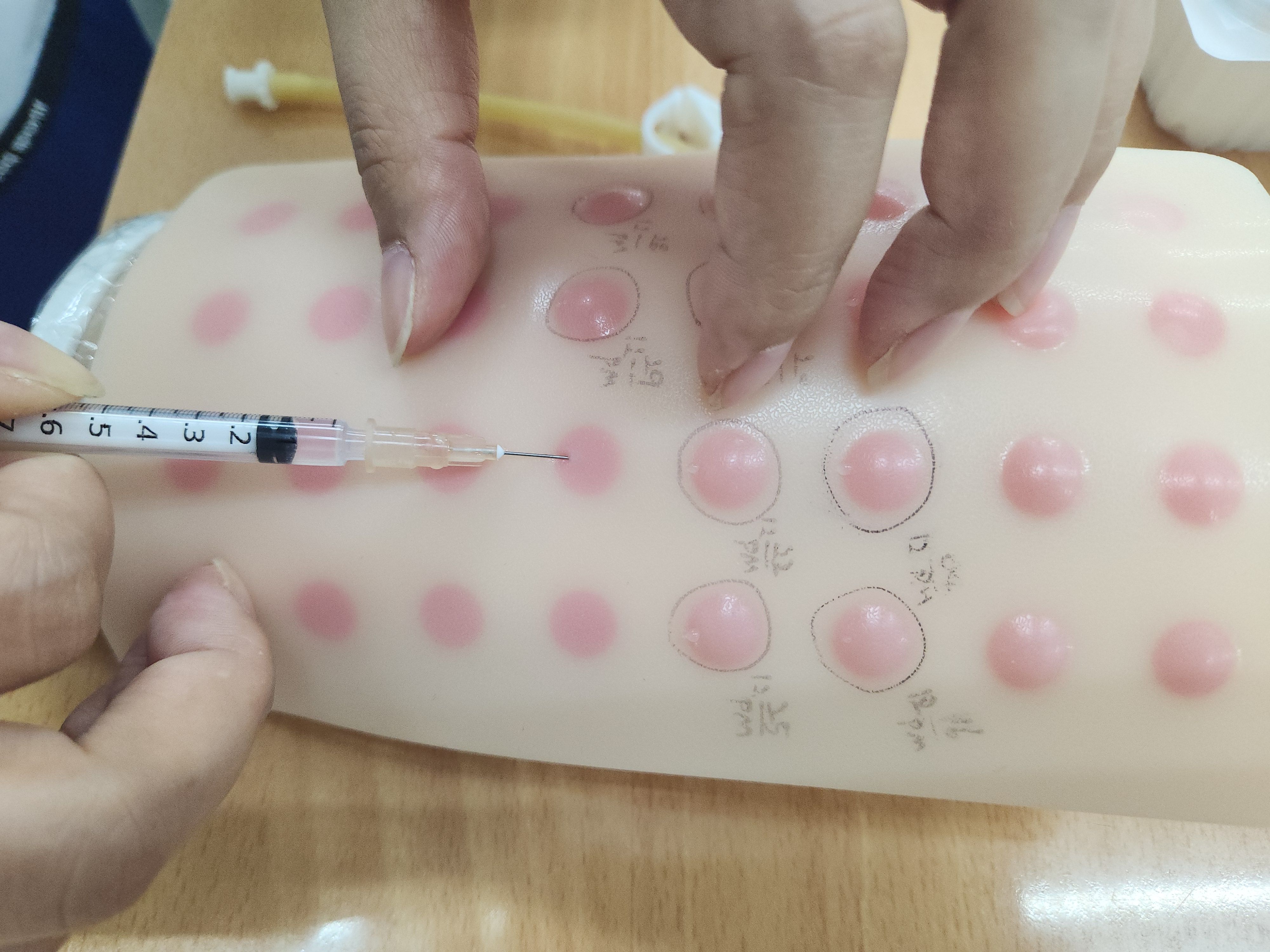 퇴사 준비하면서 등록한 광주간호학원 엔젤간호학원 후기 (10월 13일 가을반) 111b0a09.jpg