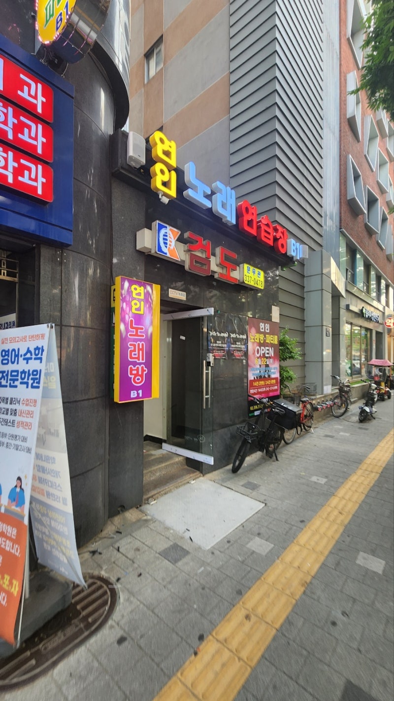 화장실칸막이큐비클 동화큐비클의 만족스러운 시공 현장 화장실칸막이큐비클 동화큐비클의 만족스러운 시공 현장
