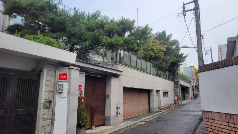 한남동 전시구조물 시스템비계 디자이너 맞춤 설치 사례 한남동 전시구조물 시스템비계 디자이너 맞춤 설치 사례
