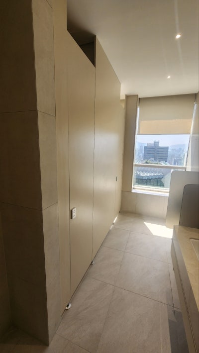 빌딩 화장실 큐비클 아주빌딩 전층 시공 후기 빌딩 화장실 큐비클 아주빌딩 전층 시공 후기